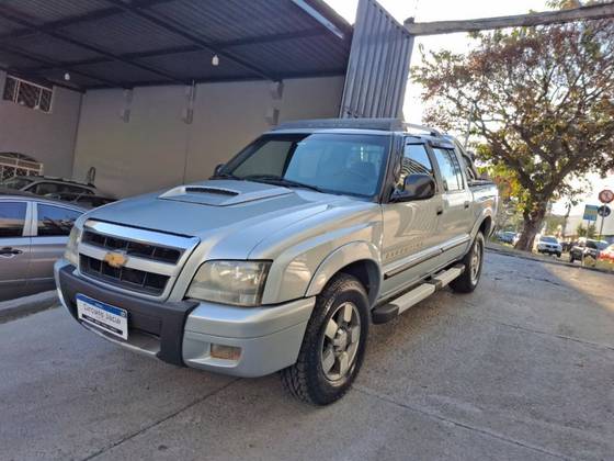 CHEVROLET S10 2.8 EXECUTIVE 4X4 CD 12V TURBO ELECTRONIC INTERCOOLER DIESEL 4P MANUAL CHEVROLET S10 2.8 EXECUTIVE 4X4 CD 12V TURBO ELECTRONIC INTERCOOLER DIESEL 4P MANUAL